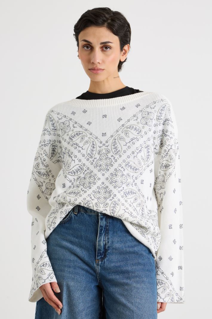 Rhinestone-embellished cotton jumper Intrend - 2