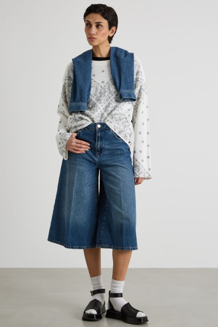 Rhinestone-embellished cotton jumper Intrend