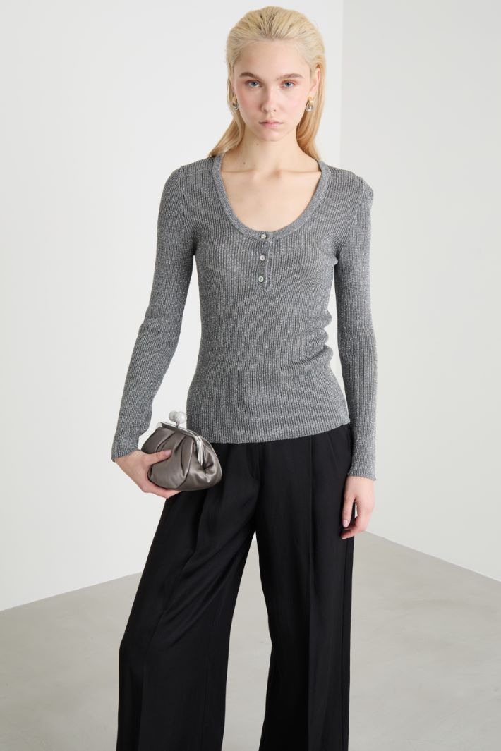 Metallic-finish knit Henley top Intrend - 2
