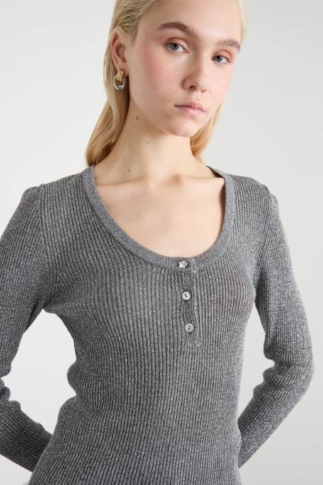 Serafino in maglia laminata