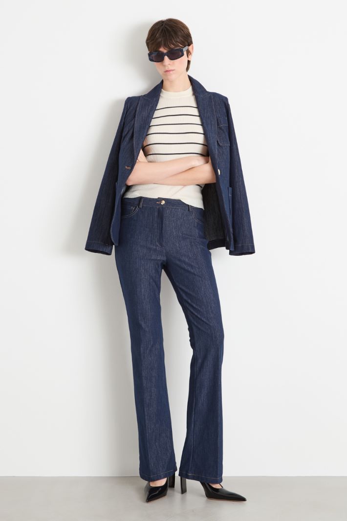 Fitted sleeveless crew-neck top Intrend