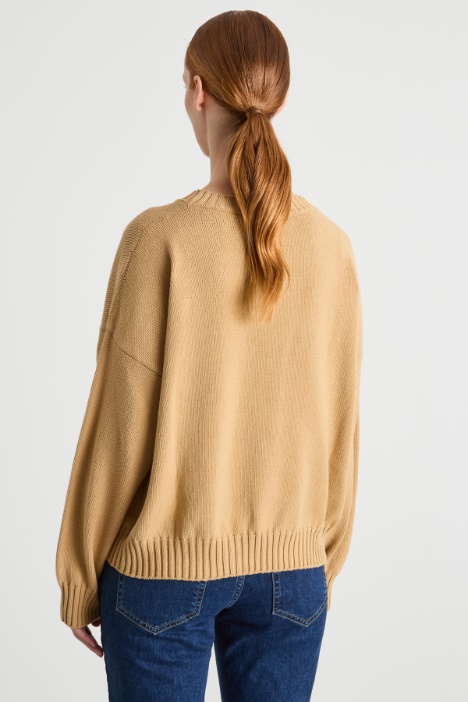 Maglia con maniche a spalla scesa