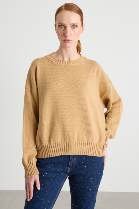 Dropped-Shoulder Jumper Intrend