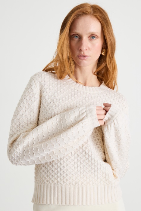 Maglia crop con maniche voluminose