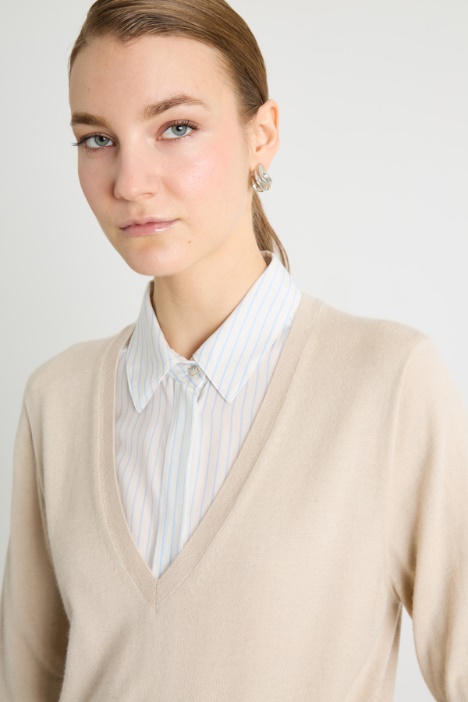 Maglia con scollo a V