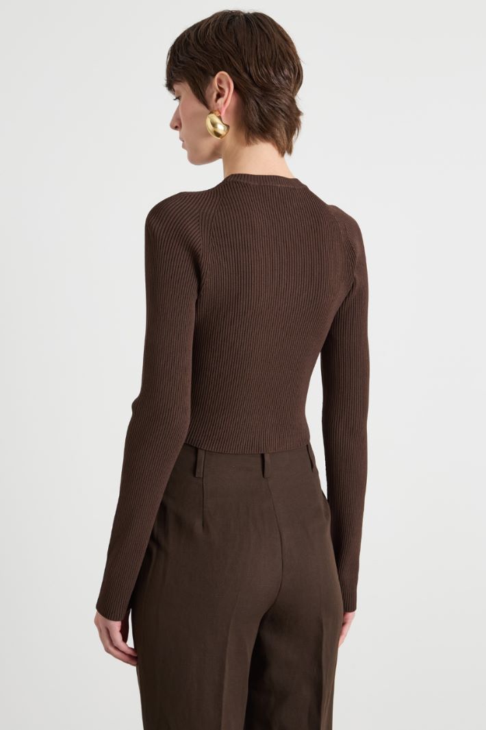 Cropped cut-out jumper Intrend - 4