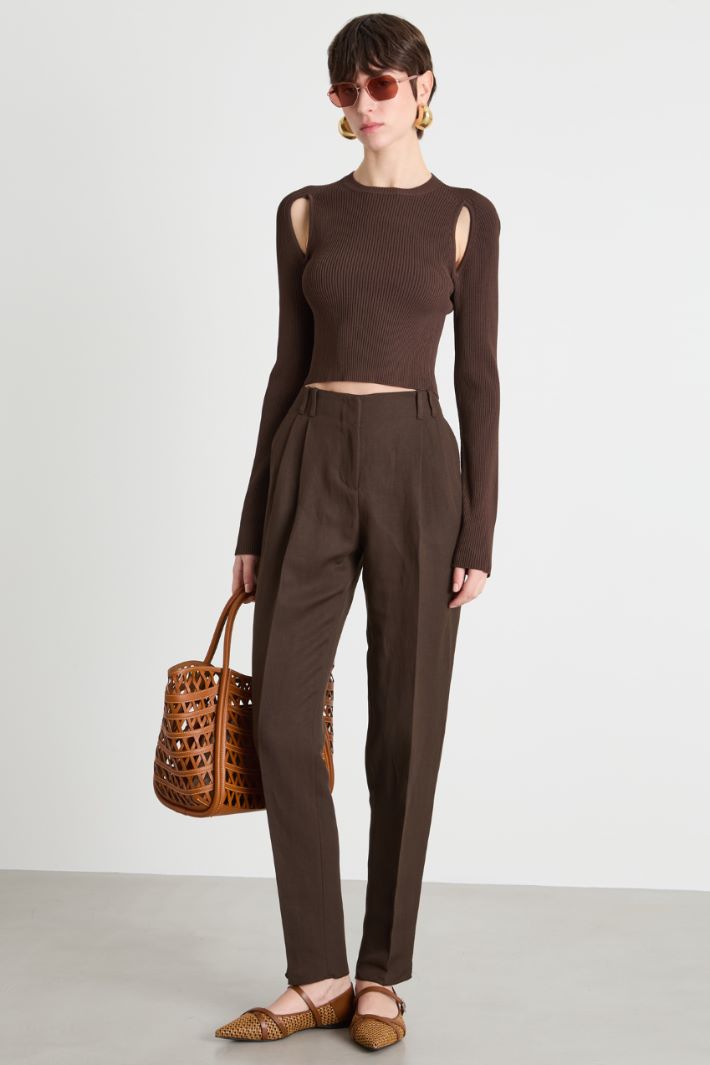 Cropped cut-out jumper Intrend