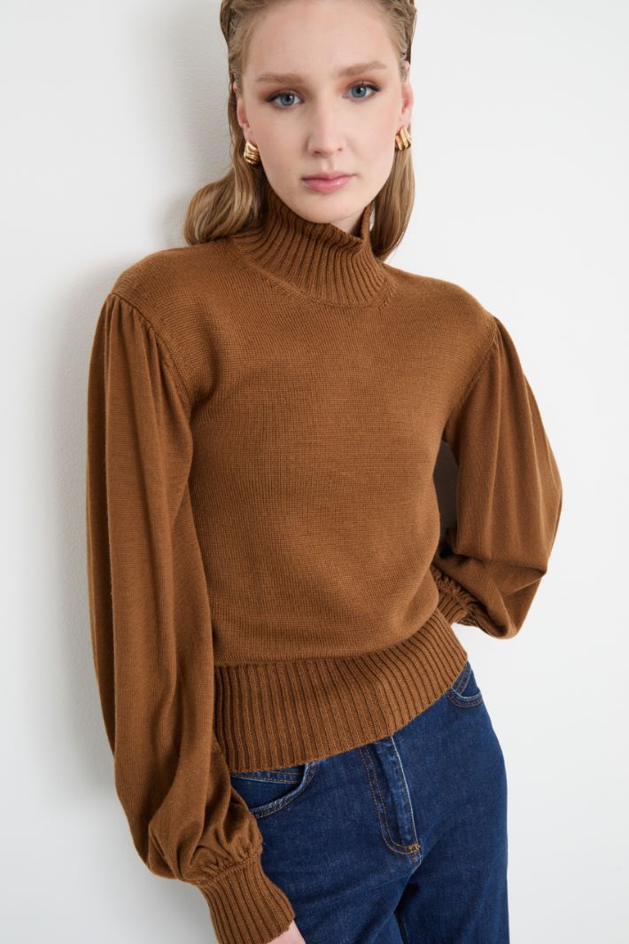 Wide-sleeved roll-neck jumper Intrend - 3