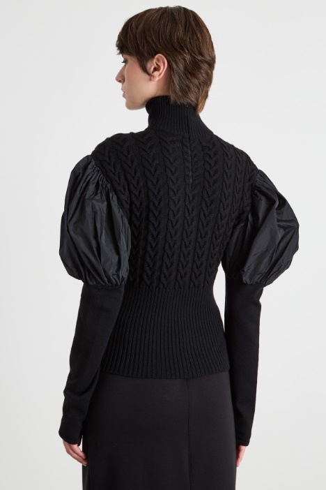 Maglia con maniche taffetà