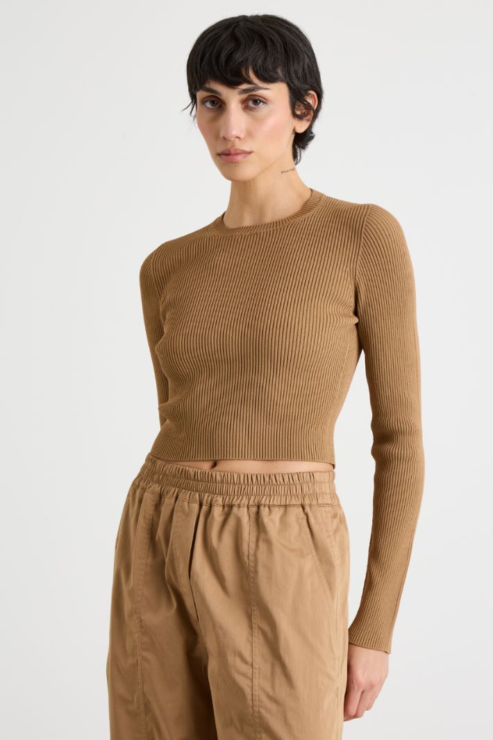 Rib-knit crop top Intrend - 2