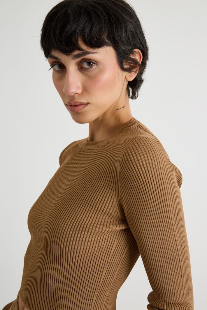 Rib-knit crop top Intrend - 3