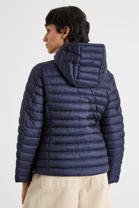 Imbottito corto con cappuccio