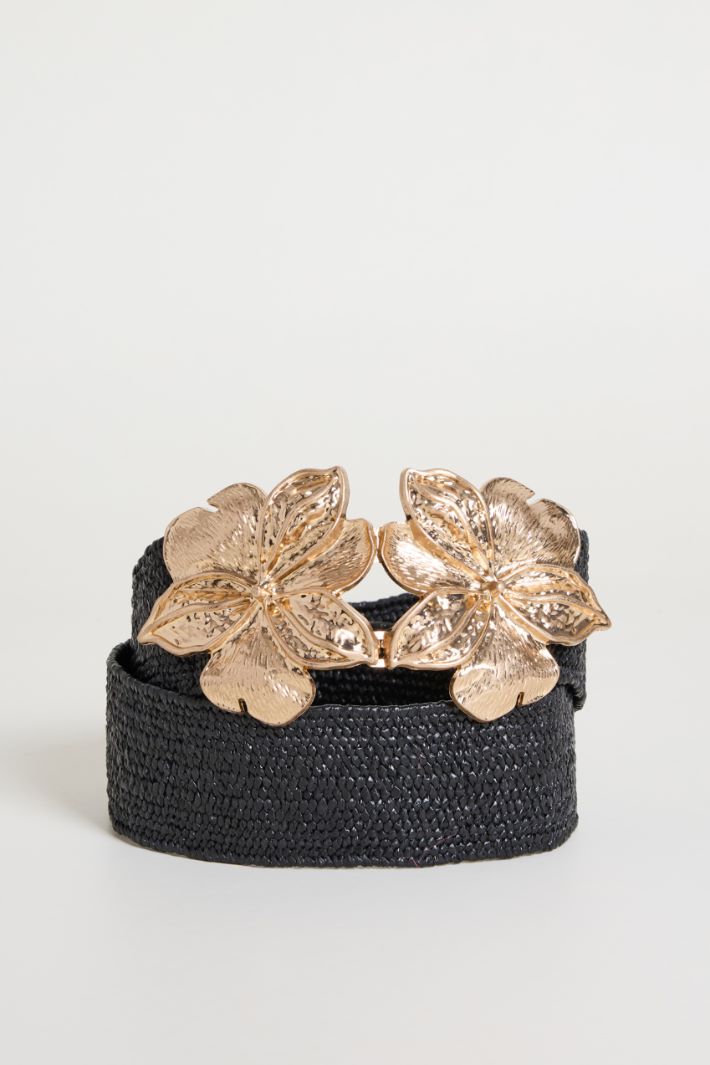 Cintura con fibbia floreale Intrend