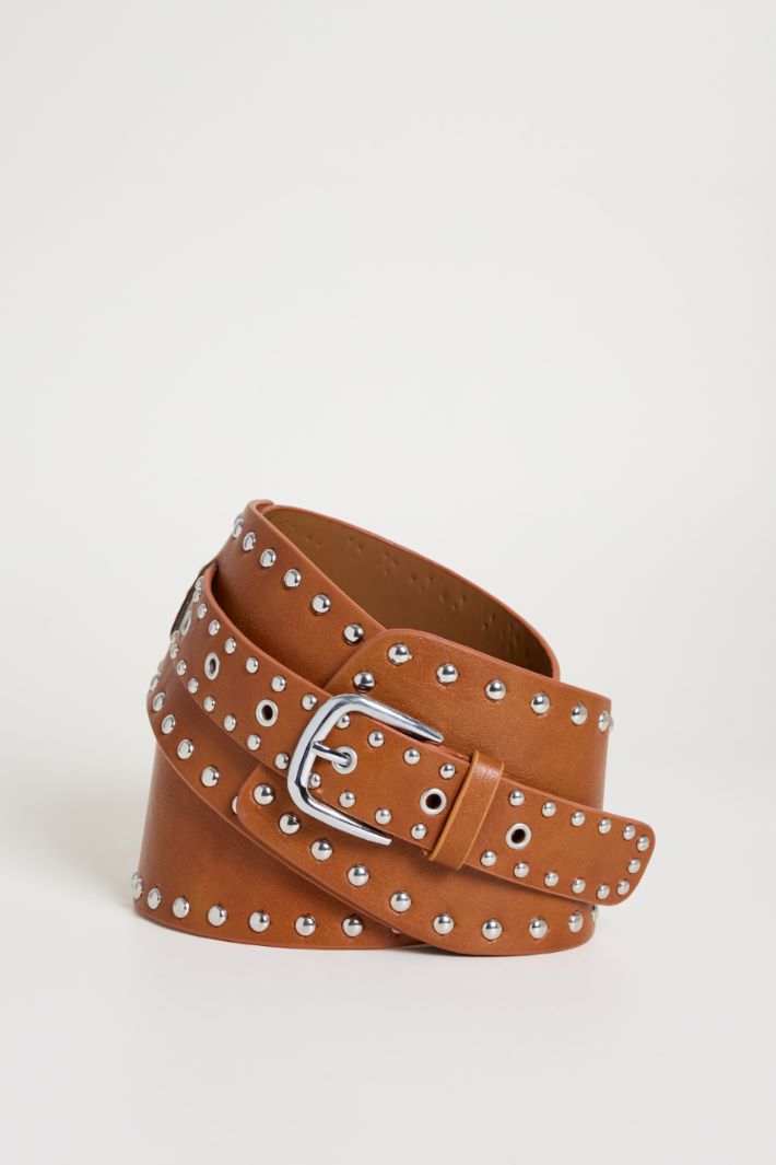 Cintura a vita alta con borchie Intrend