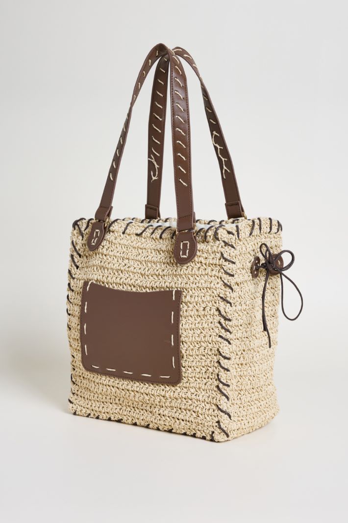 Woven Drawstring Bag Intrend - 2