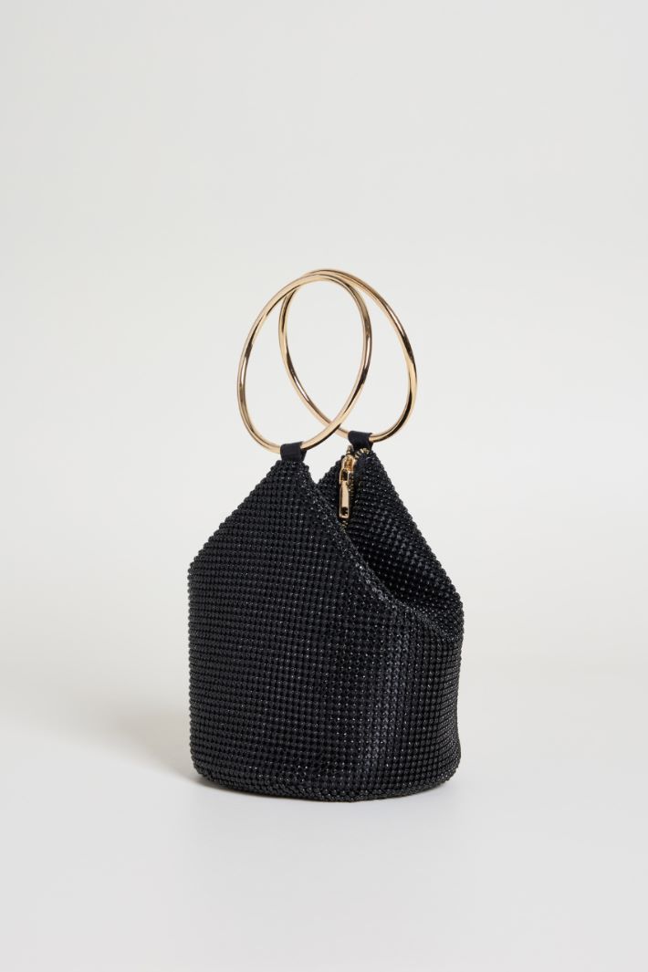 Rhinestone clutch with oversized ring handles Intrend - 2