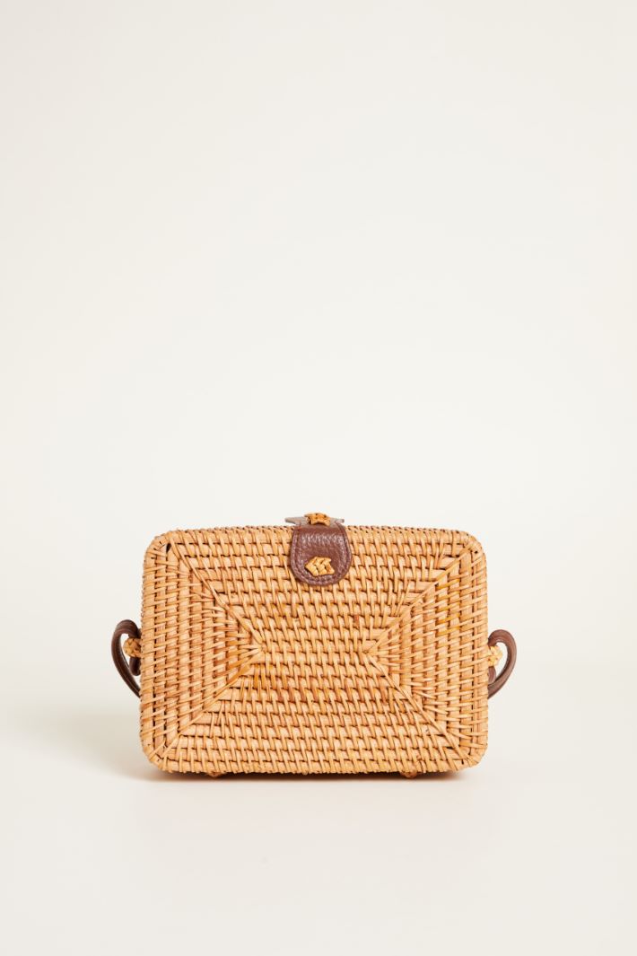 Rectangular rattan bag Intrend