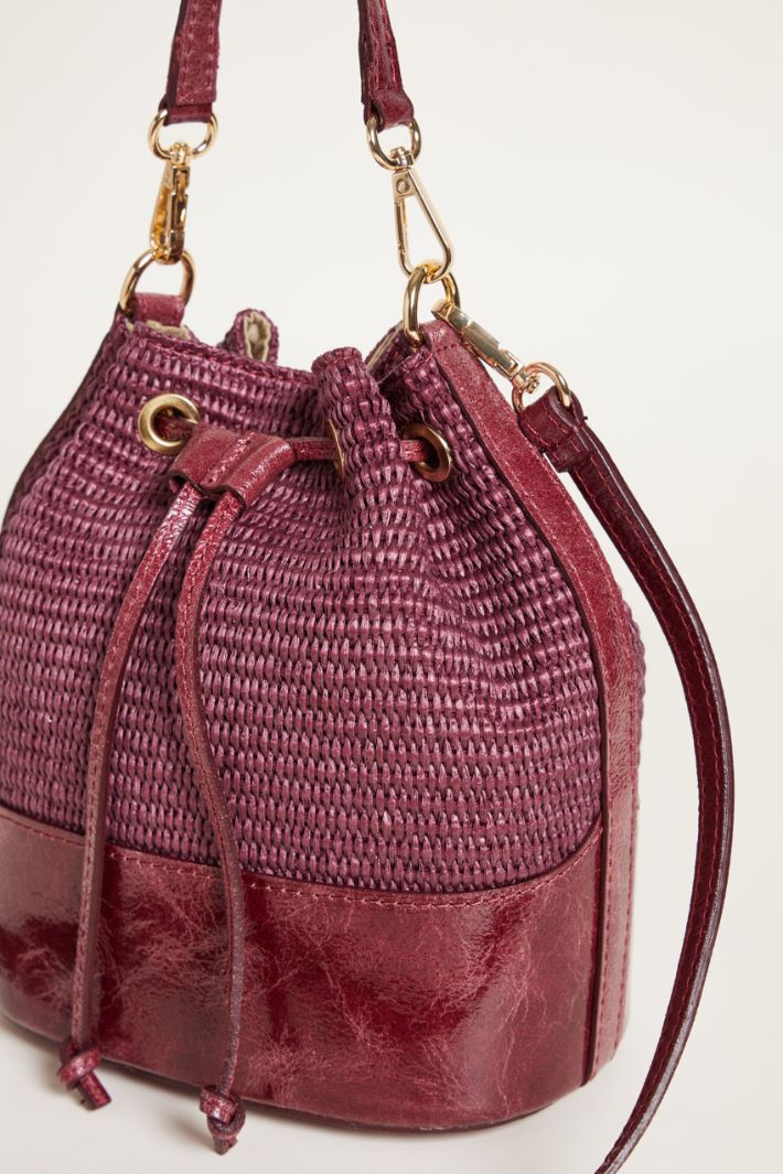 Borsa a secchiello in paglia Intrend - 4