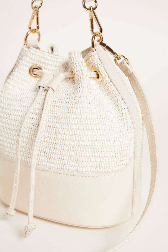 Borsa a secchiello in paglia Intrend - 4