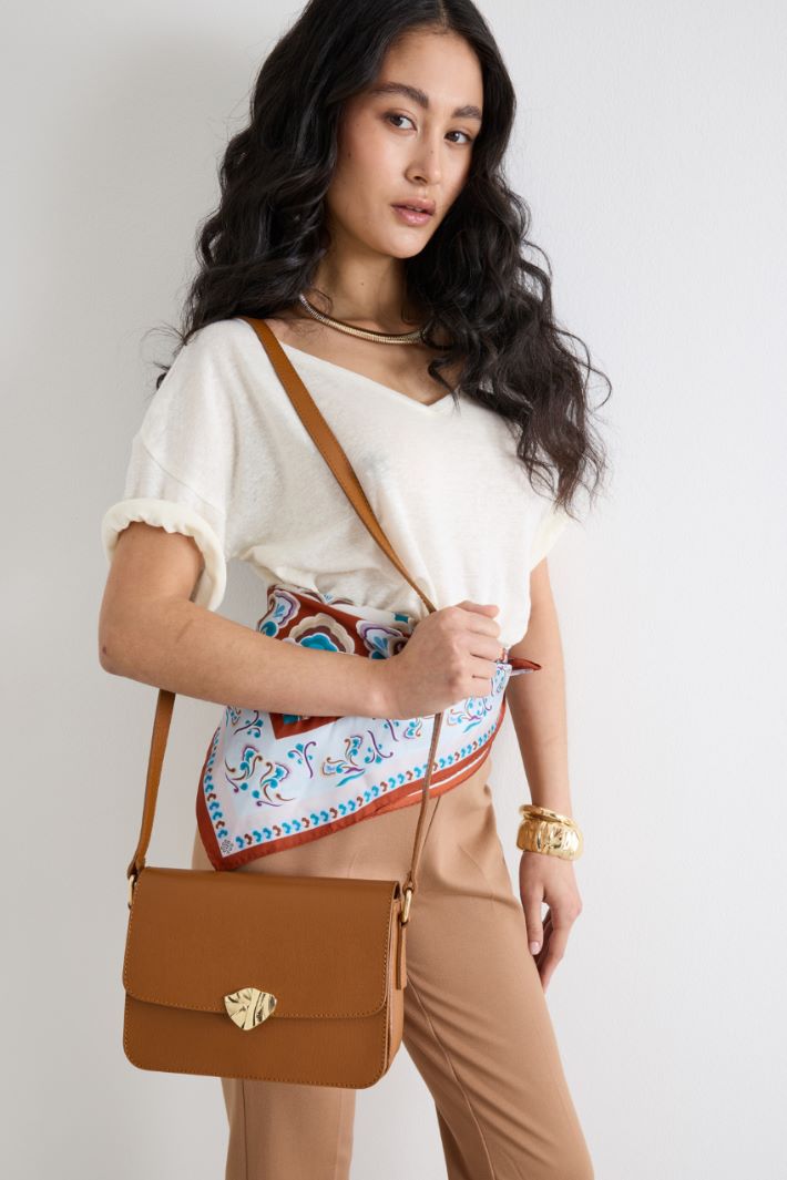 Saffiano Leather Cross-Body Bag Intrend - 5