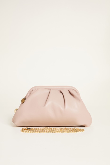 Pochette in tessuto spalmato con borchie