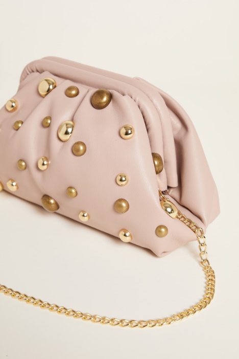 Pochette in tessuto spalmato con borchie
