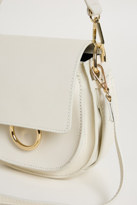 Borsa arrotondata in pelle