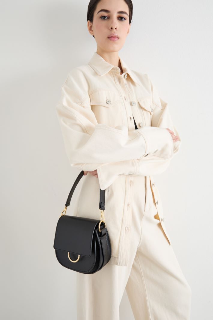 Borsa arrotondata in pelle Intrend - 5