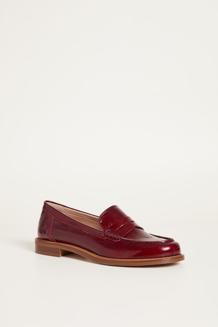 Patent leather loafers Intrend - 2