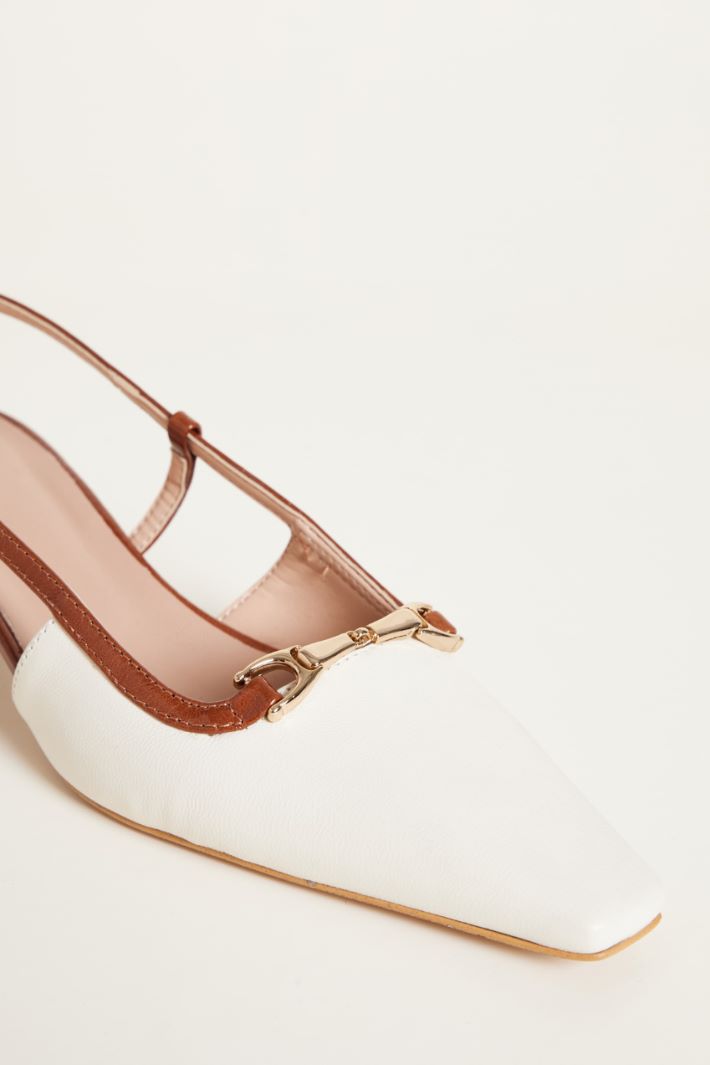 Two-tone leather T-bar slingbacks Intrend - 4