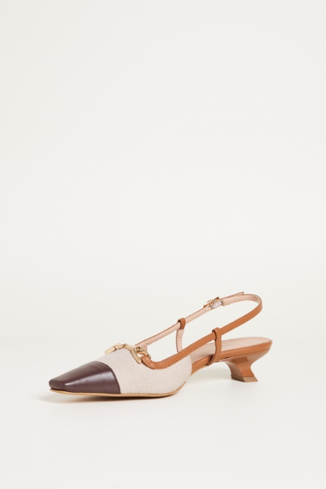 Slingback con tacco inclinato