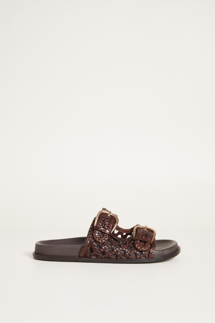 Double-strap leather slides Intrend