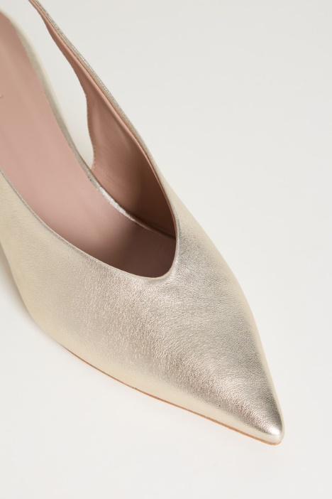 Slingback in pelle laminata