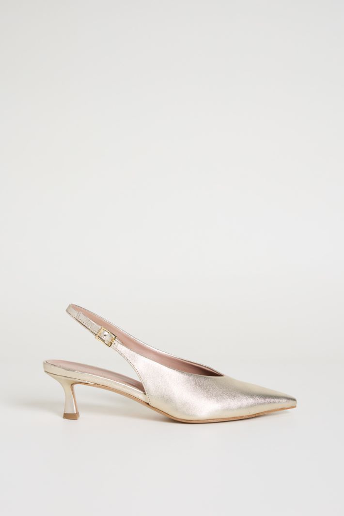 Slingback in pelle laminata Intrend