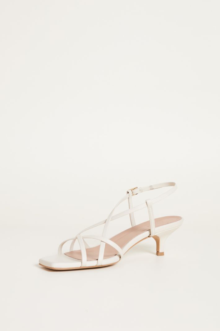 Sandalo con listini laminati Intrend - 3