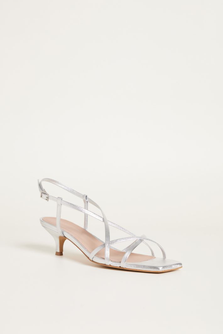 Sandalo con listini laminati Intrend - 2