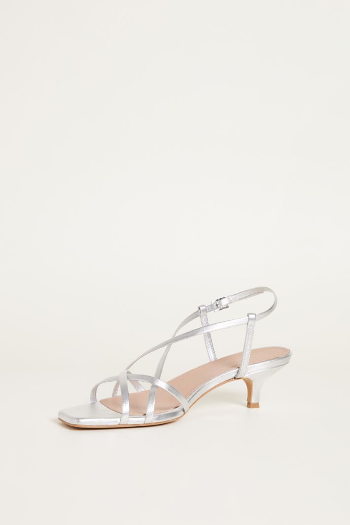 Sandalo con listini laminati Intrend - 3