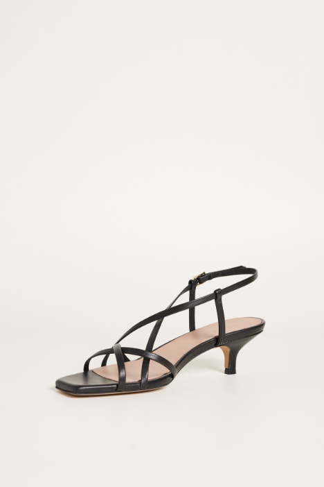 Sandalo con listini laminati