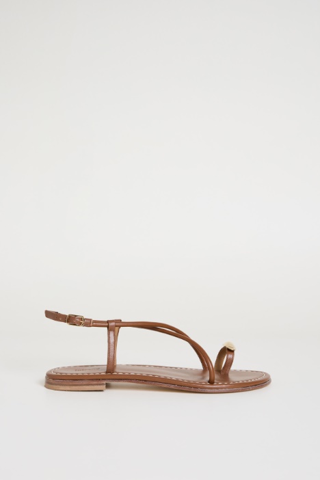 Toe-Strap Sandals Intrend