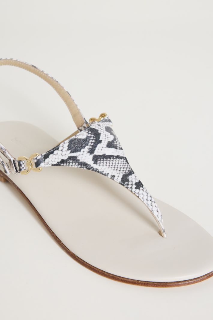 Sandali in pelle laminata Intrend - 4