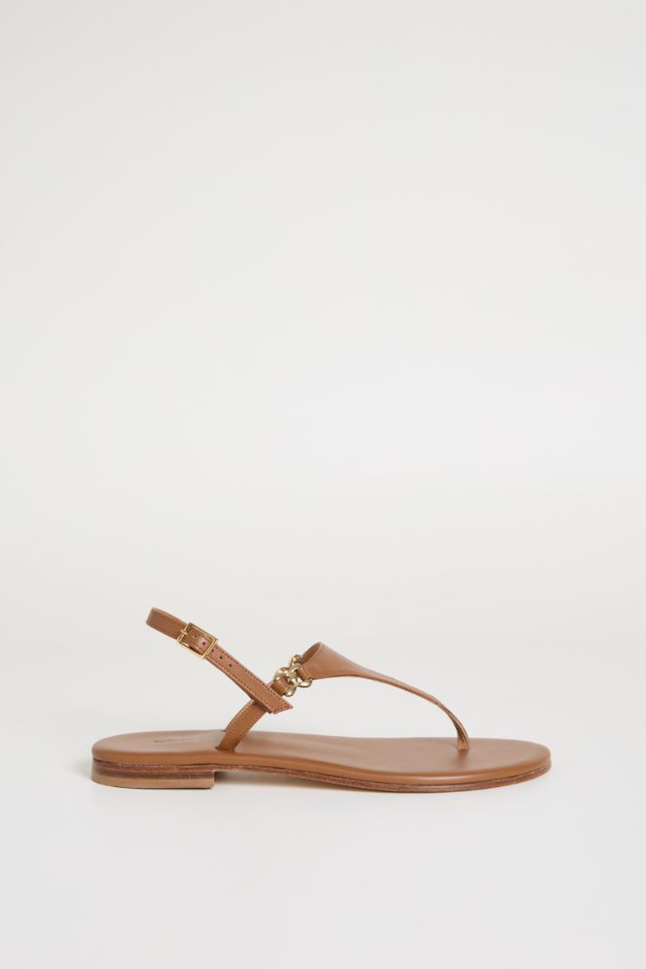 Sandali in pelle laminata Intrend