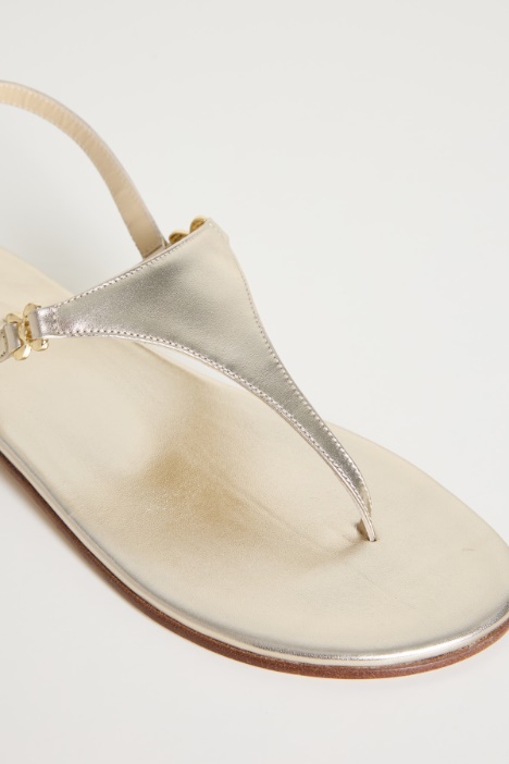 Sandali in pelle laminata