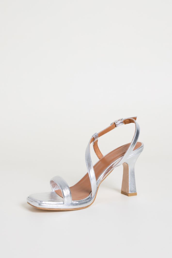 Sandali laminati a listini Intrend - 3