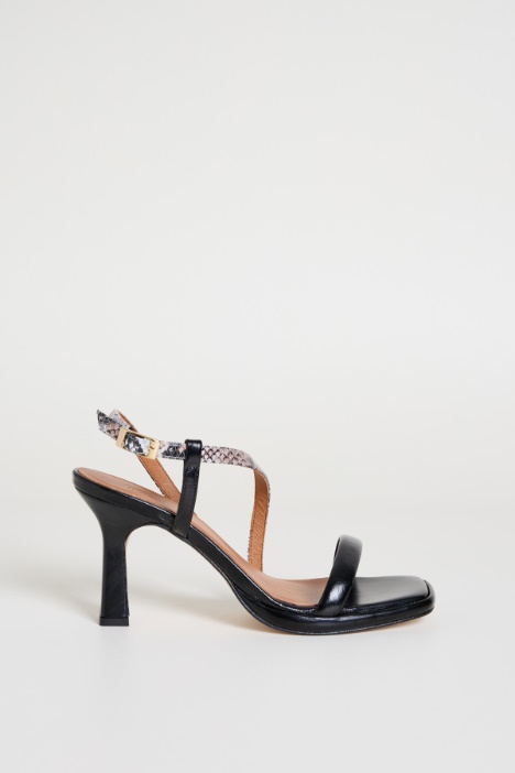 Sandali con inserti animalier Intrend