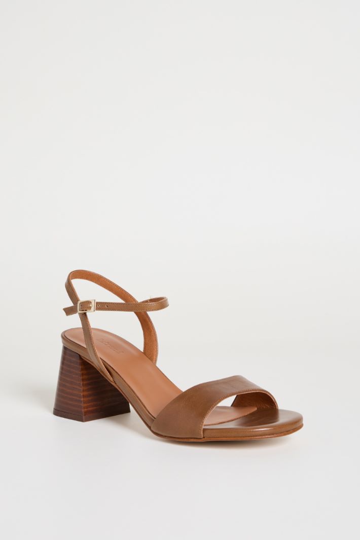 Sandali con tacco a blocco Intrend - 2