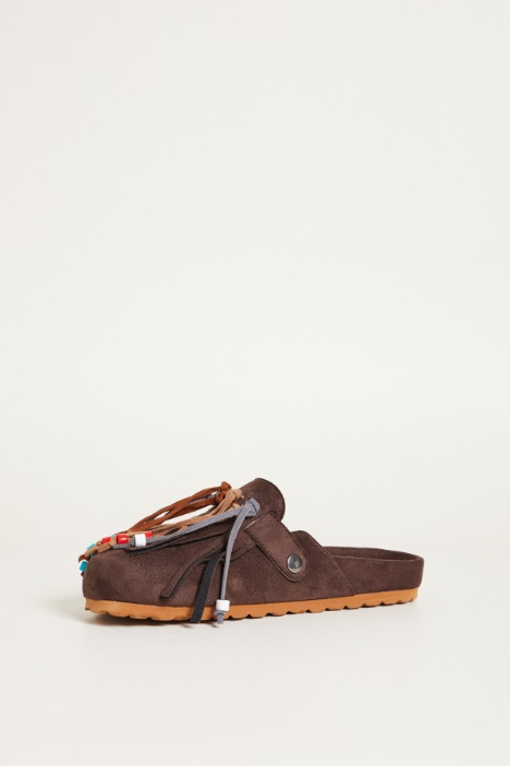 Slipper in materiale dal finish vellutato