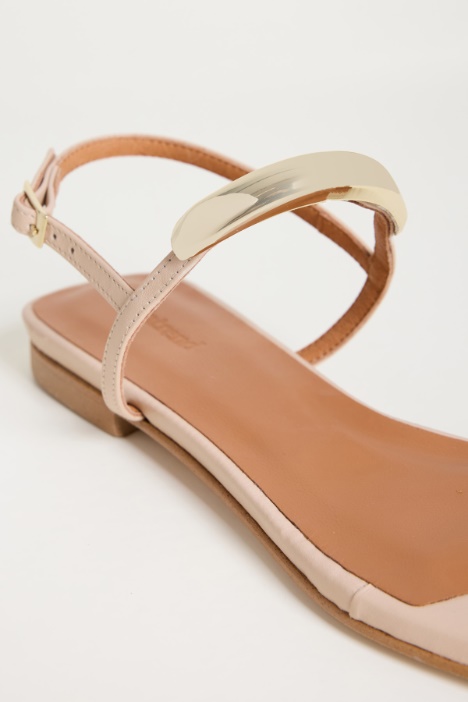 Sandali flat in pelle