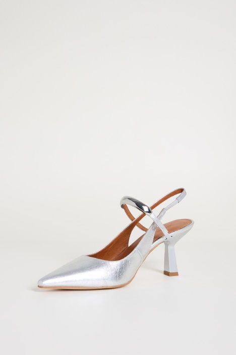 Slingback in pelle laminata