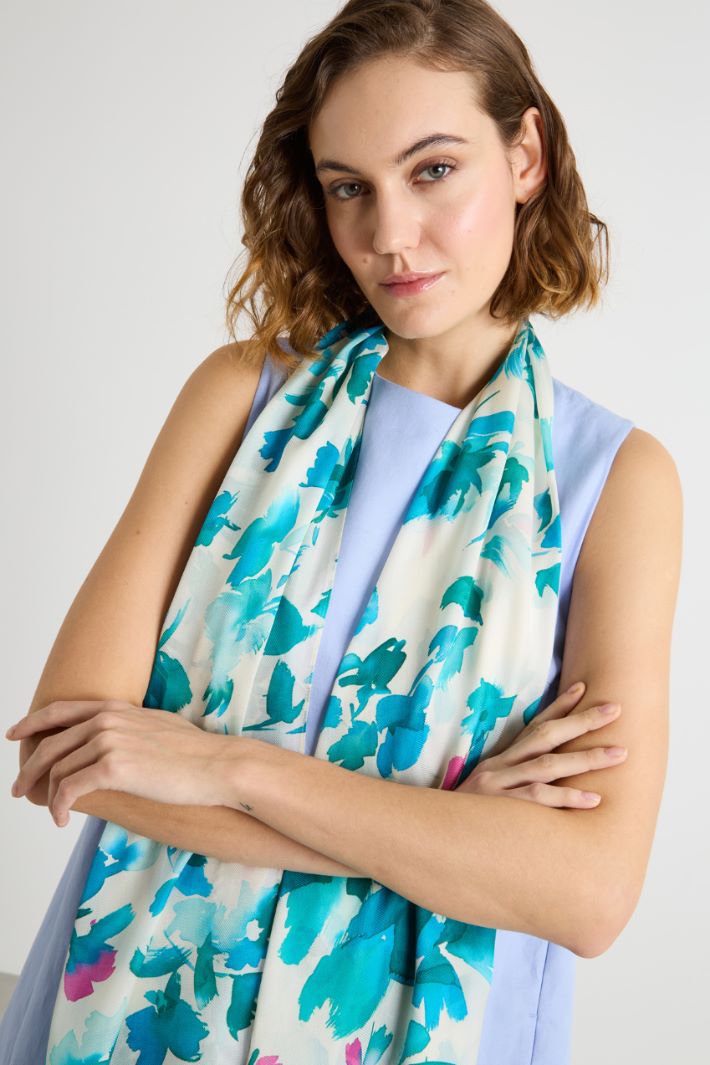 Pure silk jacquard stole Intrend