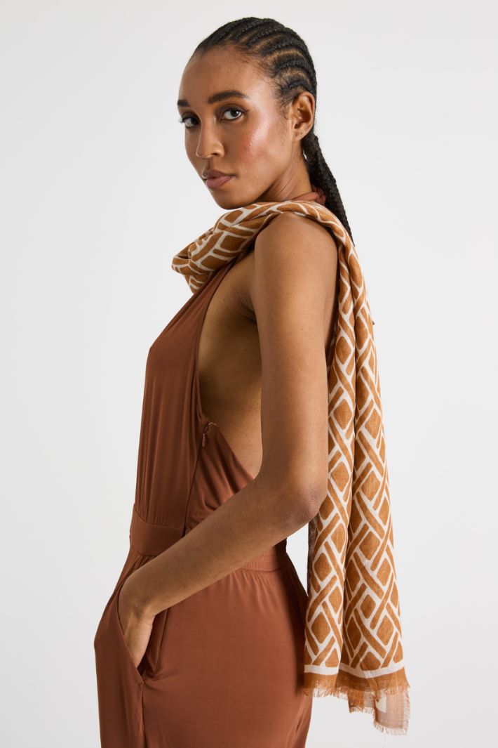 Patterned stole Intrend - 2